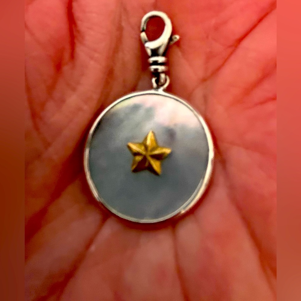 Silpada C2564 Star of the Show Black Lip Shell Sterling Silver Pendant Charm